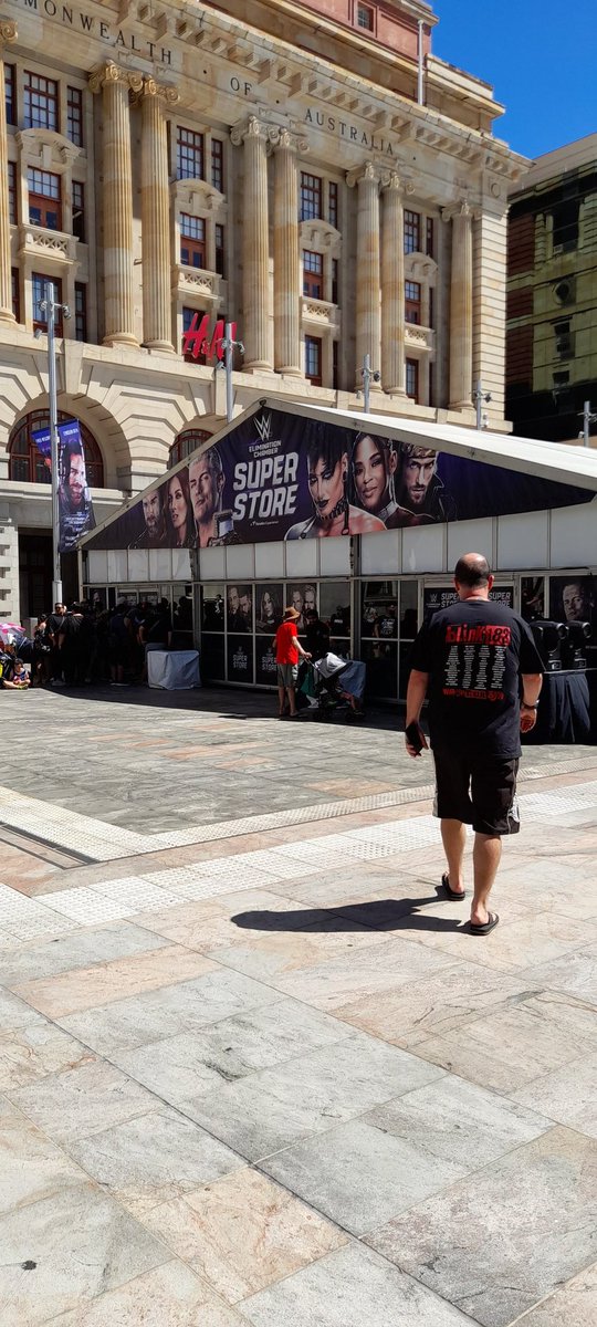 GeckoInMotion's tweet image. So who's going to Perth for the Elimination Chamber! 🙋‍♀️ #WWEChamber #Perth #WWE