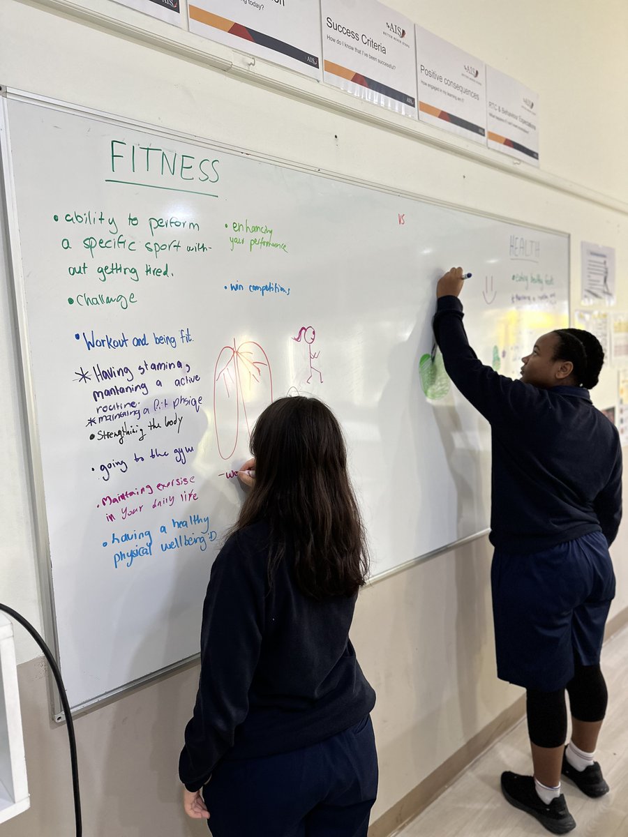AIS_Sport's tweet photo. Our Grade 9 girls started a new HPE module by brainstorming the differences between Fitness &amp; Health.💪🍏

#AISSports #AISGrade9 #AISHealth https://t.co/JRQkoKDz3f