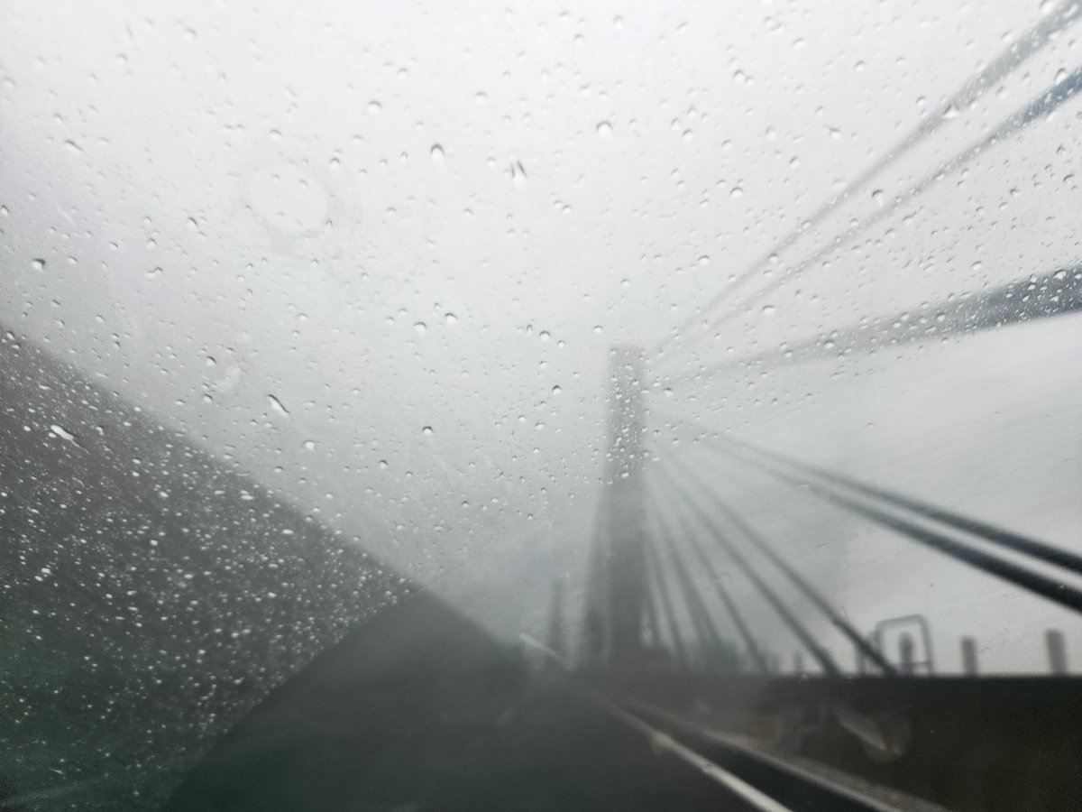 otrip_119's tweet photo. 今週入って東京出張より戻っておりました🚗³₃
帰ってきてもドタバタ💦

静岡〜愛知の雨強風は世界が真っ白だったなー😌

Photo by 助手席の姫君 https://t.co/A0CZjEy6Kr