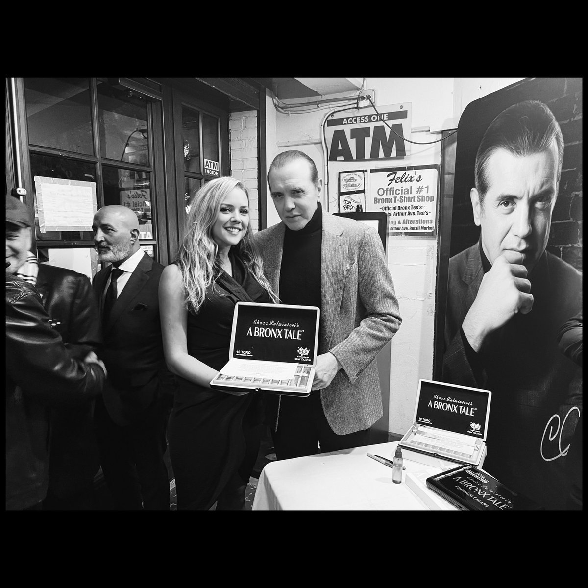 Jenny JAM aka Jennifer Moxham tweet media