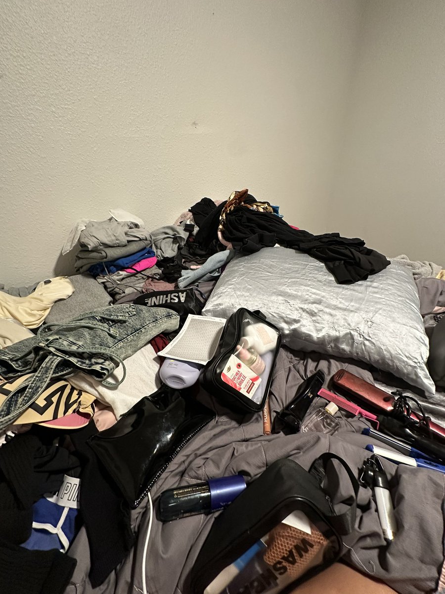 Nobody:
My bed before going out: