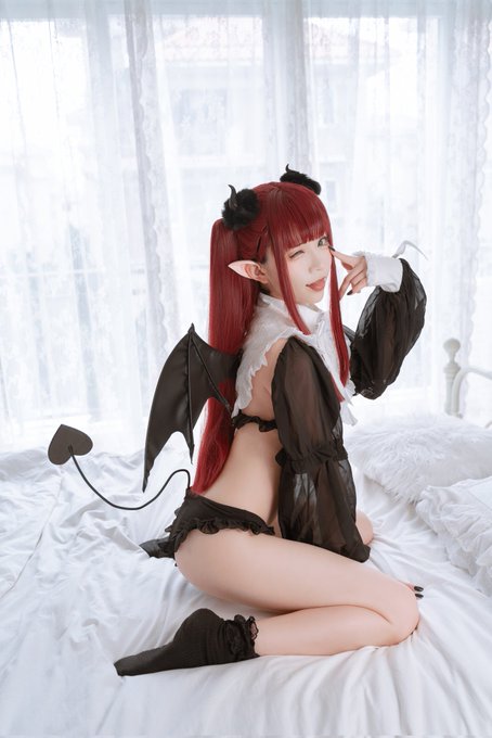 Twitterのコスプレ画像31