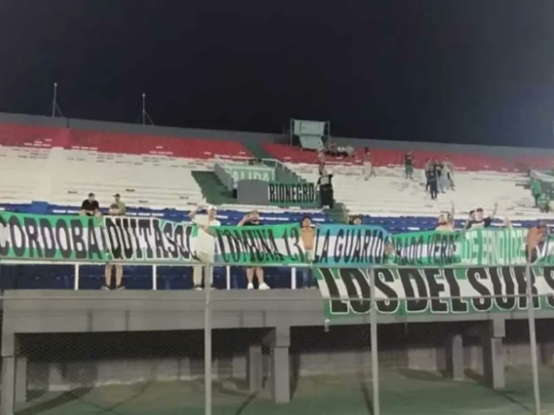 DelBarrioCBA's tweet photo. CONMEBOL LIBERTADORES 2024
🇳🇱Club Nacional (1) vs 🇳🇬Atl.Nacional(0)
A esta barra nunca le ha importado el resultado.
Viajamos por amor a estos colores
#NacionalEsDeLaGente
#LosDelSurSiemprePresentes
#DelBarrioCordoba
#LBDPatula
@LDSoficial @BandaOccidente @nacionaloficial https://t.co/gIZkdBJq9x