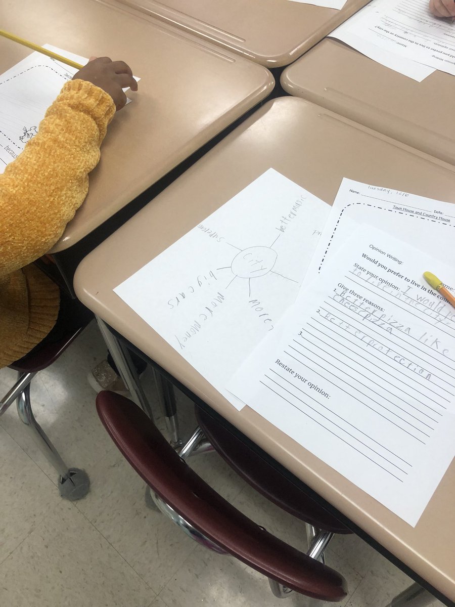 CecilySmith94's tweet photo. Best practices were seen throughout all of our 3rd grade classrooms today at @_REThompson! We also had wonderful conversations with our @GWTPrimary and @Alabama_Reading partners about next steps! @mallory_kincaid @abeth_thigpen @DrAmyJones @FullerShasta https://t.co/hbINQLEn40