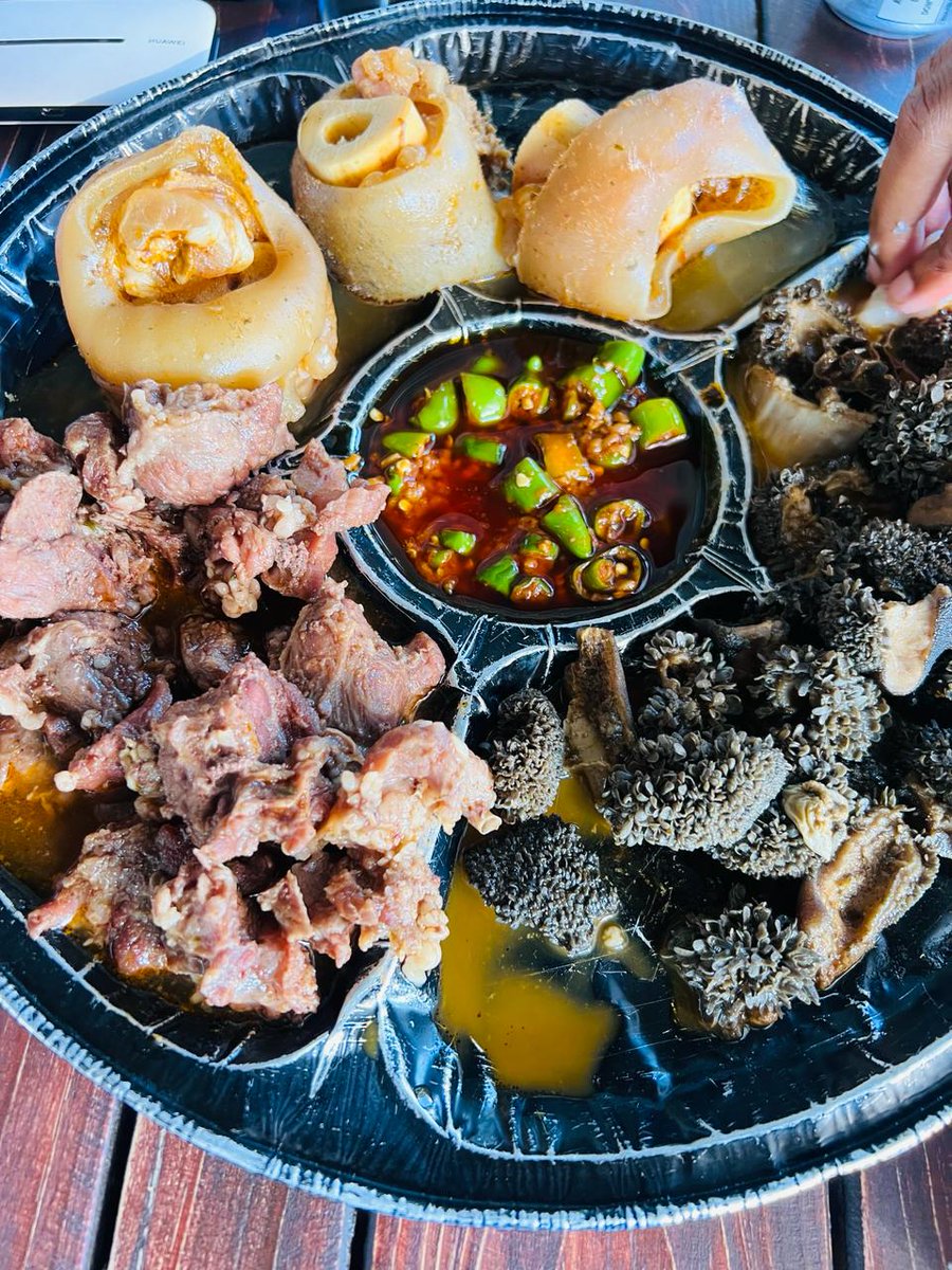 Thandokayentee's tweet image. The best way to start your day #POWERZone with @KatlegoLegodi_ on @Powerfm987 

We talked about our #Food 
We are at 175 Pretoria Road #boksburg @boksburg @BoksburgNews #ekurhuleni

We are #babalazdoctors