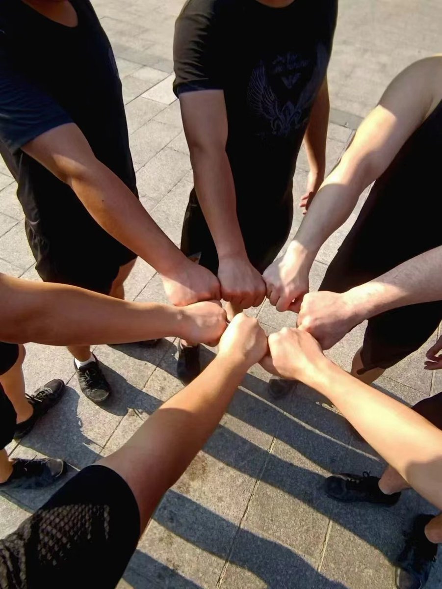 玩战友夫妻最爽，资深绿主