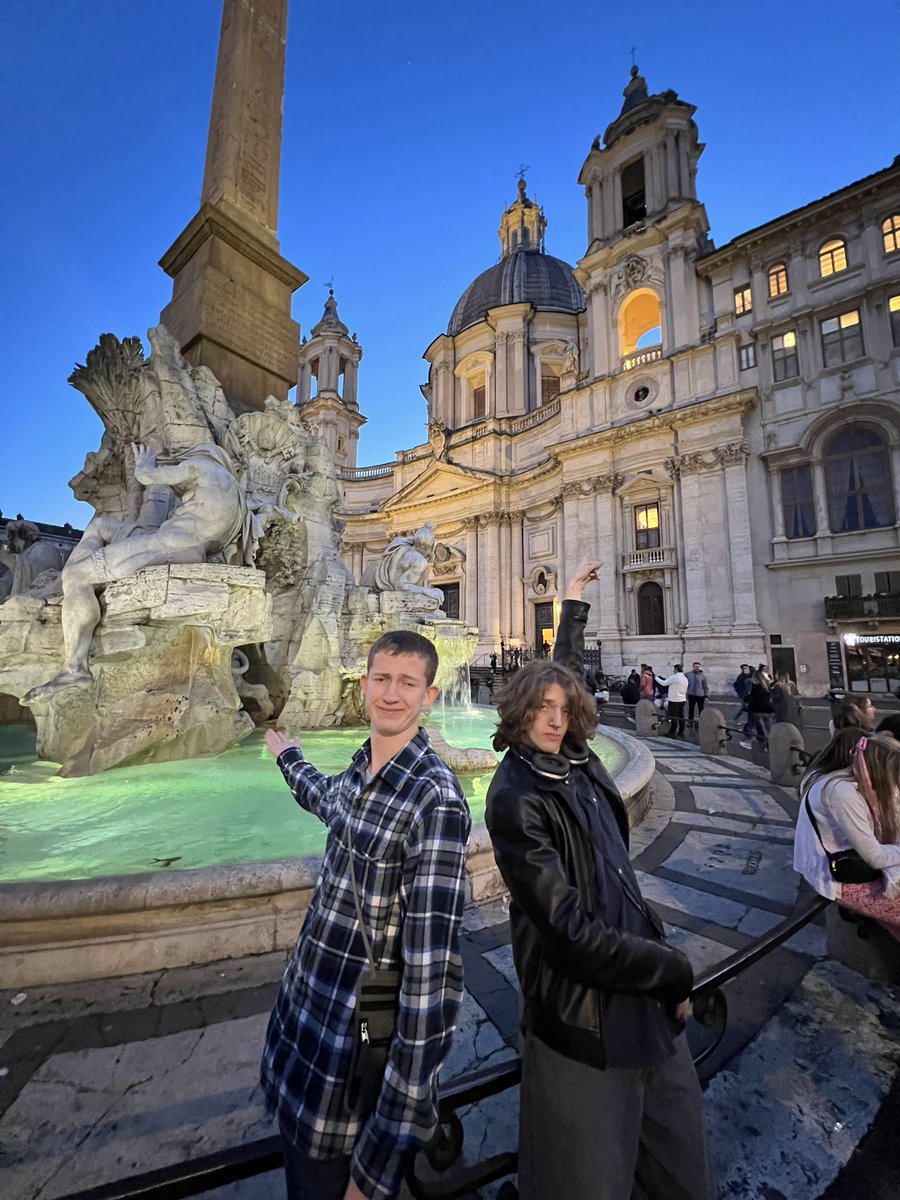 DoctorJOtto's tweet image. Piazza Navona #MonomoyInItaly #monomoyInItaly #monomoy @MonomoySchools @MonomoyLatin @miss_lee_shark
@cranberryteam @MonomoyMelinda @mrhsvpa