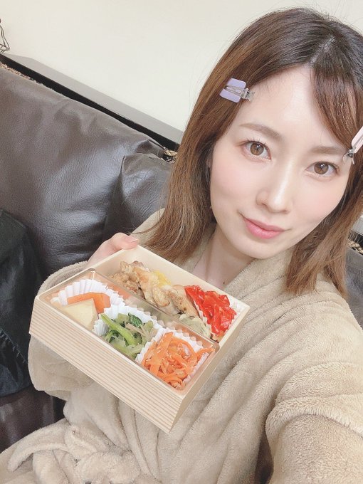 今日はお仕事だよ✨ https://t.co/CGcOXP3n82