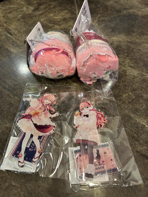 池袋西口店で買いました!! 桜餅美味しい!!カスタードも買いました!  #みこち鯛焼き
