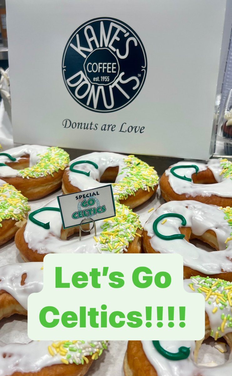 KanesDonuts's tweet photo. Let’s Go Celtics Donuts!! We are featuring this delicious donut!! #celtics #kanesdonuts #donuts #donutsarelove #thebest #boston #saugus https://t.co/SAxF0PUQ8O