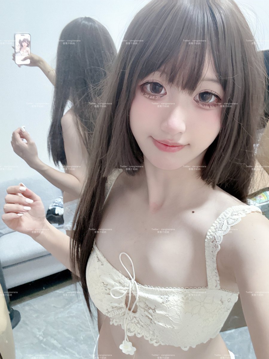 黄推福利内容 - 香蕉不呐呐的精彩图片 福利姬香蕉不呐呐分享的黄推图片2 - 网红私拍内容