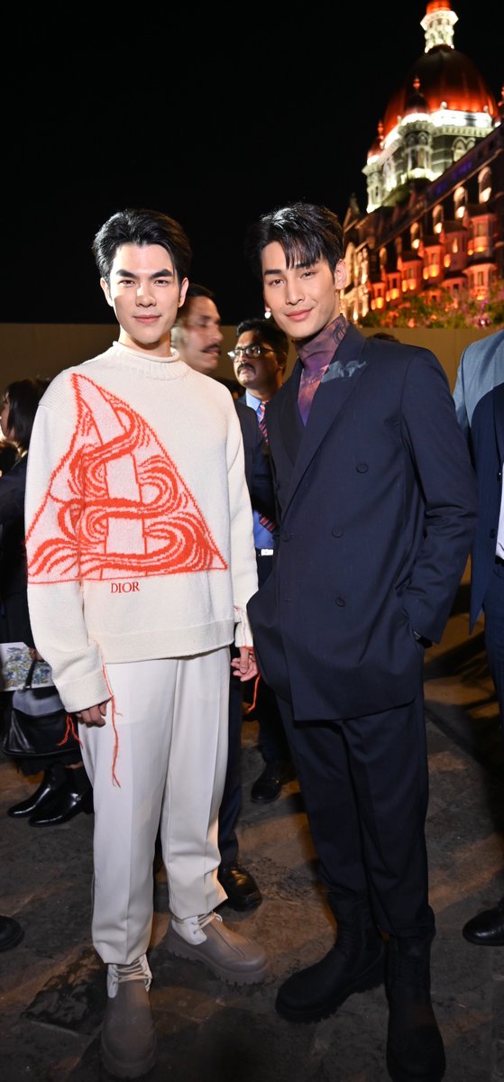 voguebusiness's tweet photo. Last year’s highlights included shows from Dior and Ralph Lauren, as well as the opening of the Jio World Plaza in Mumbai. Brands and market experts say it’s just the beginning for luxury in India. #Mile and #Apo attend Dior in Mumbai in 2023. https://t.co/qEjsjYUFBQ https://t.co/IUSe9LwvBb