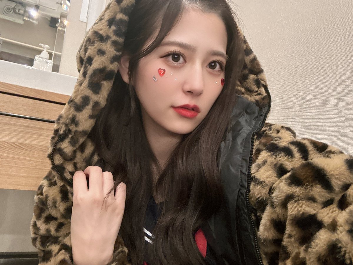 月足天音 (FRUITS ZIPPER) on X