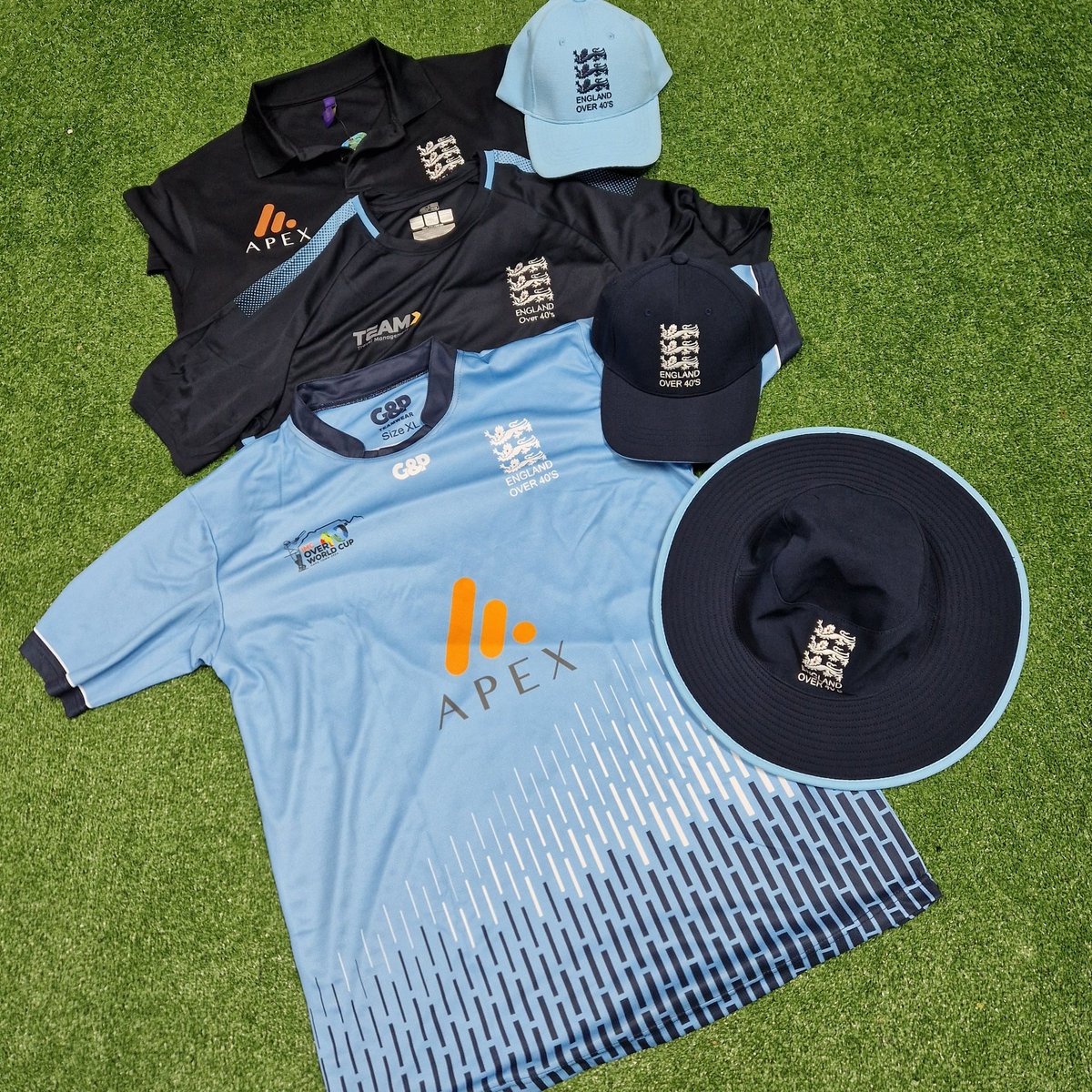 Will they go all the way? 👀 2️⃣ from 2️⃣ The England Over 40s boys in blue have started off their World Cup clash in style🏏 🏆5 Wicket-Win over Zimbabwe 🏆97 Run-Win over USA We couldn't have been prouder to assemble the England Squad kit.