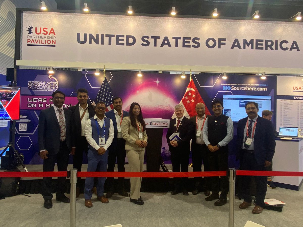 USCSIndia's tweet photo. CS India joins the regional office colleagues at the Singapore Airshow. Meet our specialist Sudhir KESHARWANI at the U.S. Commercial Service Booth C-W75 at the USA Pavilion and learn about the business opportunities in India #USIndiaFWD #ExportUSA #SGAirshow2024 #SingaporeAirshow https://t.co/Zf4yRxDzOl