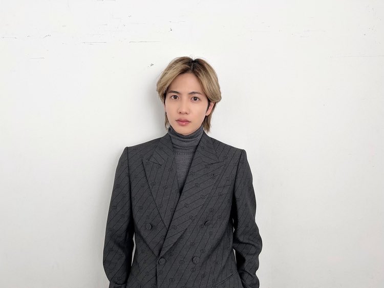 Sacchan87435306's tweet photo. cut3月号✨✨淳くんさすがですね〜🤩❤️✨　#志尊淳  #しそんじゅん #52ヘルツのくじらたち #52ヘルツのくじらたち　#志尊淳 #cut3月号 #ShisonJun #JunShison #cut3 #52hertzwhale https://t.co/Rjg2P9WKoO