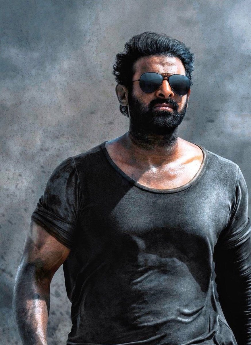 ChilllCinema's tweet image. Who is Present Biggest INDIAN SUPERSTAR 🥵🥵🥵💥💥💥

#PollOfTheDay ✅

Like For #ShahRukhKhan𓀠                    Retweet For #Prabhas