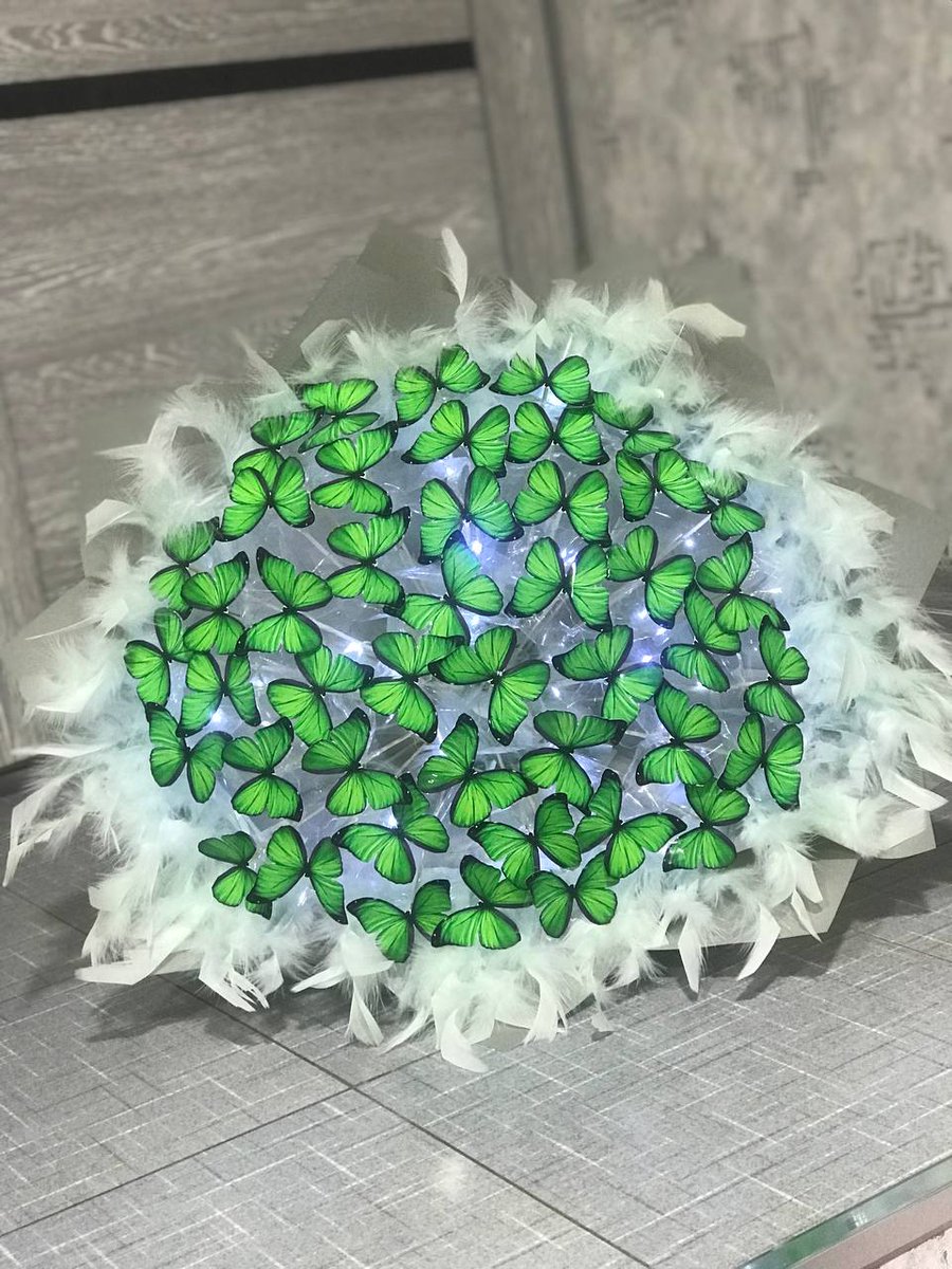 Yalangoch Kamila Davalos Mashhurlar bilan erotik kino sahnalari