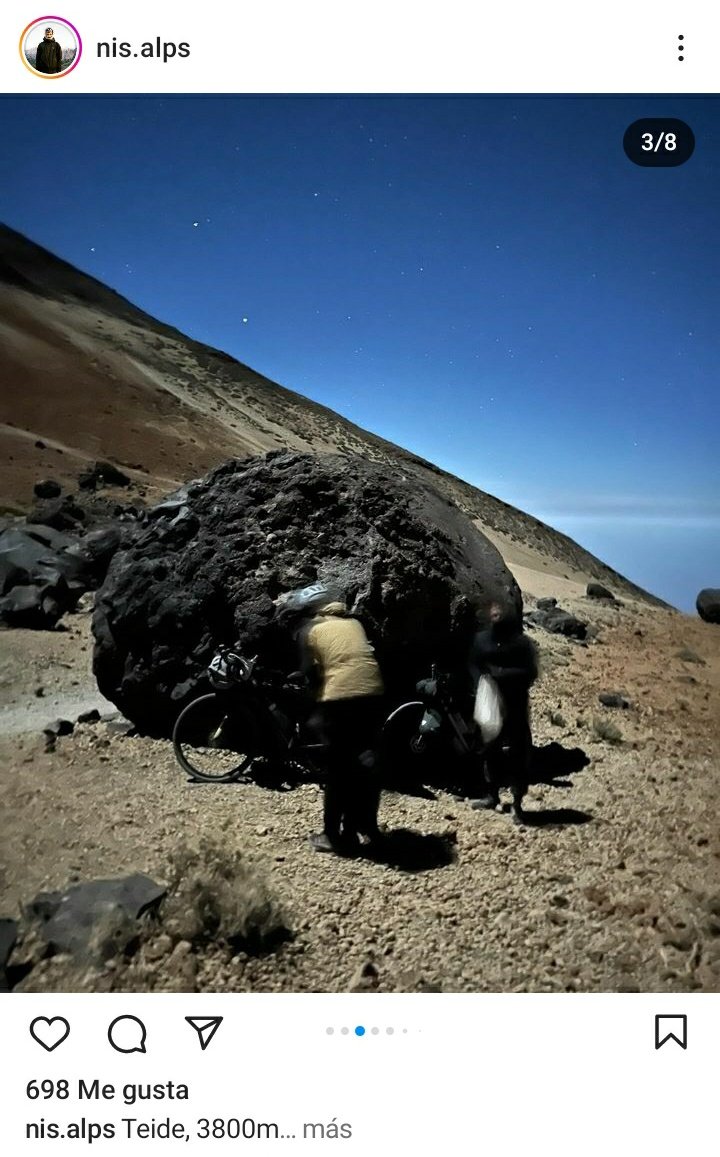 Otro 'Silly' haciendo lo que le da la gana en el @pnteide el tránsito de bicicletas sólo está permitido por las carreteras del Parque.

#EDUCACIÓNAMBIENTAL
#TEIDE
#PARQUENACIONALDELTEIDE