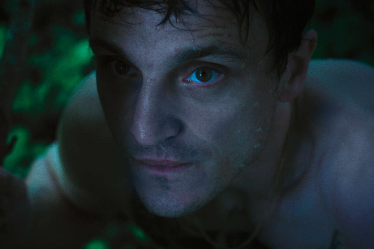 AndreaMaraldi's tweet image. #DVD #DVDcollection #KMBO #DiscoBoy #GiacomoAbbruzzese #Vitalic #Film #Cinema #Filmdavedere #StoriadelCinema #FestivaldiBerlino #Orsodargento #FranzRogowski #MorrNdiaye #LaetitiaKy #CinemaeCinematografi 
cinemaecinematografi.com/disco-boy-blur…