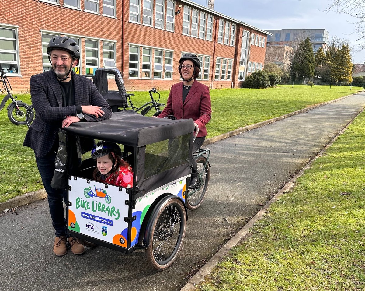 🚲👨‍👩‍👦‍👦 Warmest congratulations to UCD Professor Francesco Pilla and @hxetns on winning “Best Community Travel Initiative 2024” at the All Ireland Community & Council Awards for their Bike Library project. 🔗 lamaawards.ie/winners-2024/ 🗣️ “The bike library is all about climate action…