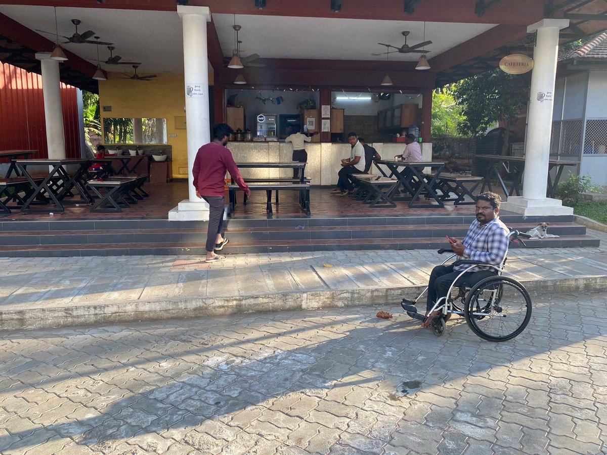 883a19cd965e403's tweet photo. The Police Museum at Egmore Chennai is not Wheelchair friendly or accessible for Persons with Disability. Extremely  disappointing to understand that a model of such public display does not host proper ramps or railings. @CMOTamilnadu @AmuthaIas @chennaipolice_ https://t.co/lFABs8mCLP