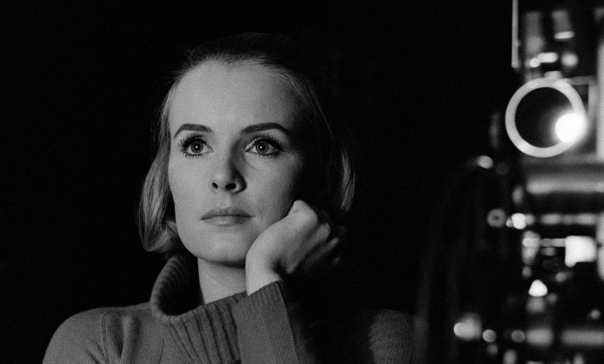 CarlottaFilms's tweet photo. Le 5/03, découvrez pour la toute 1re fois en Blu Ray L’INCONNU DE SHANDIGOR de #JeanLouisRoy, une œuvre unique et fascinante qui rend hommage aux codes du film d’espionnage.
Actuellement disponible en précommande sur : https://t.co/fDty1HP2S3 https://t.co/qXaaIDc6zZ