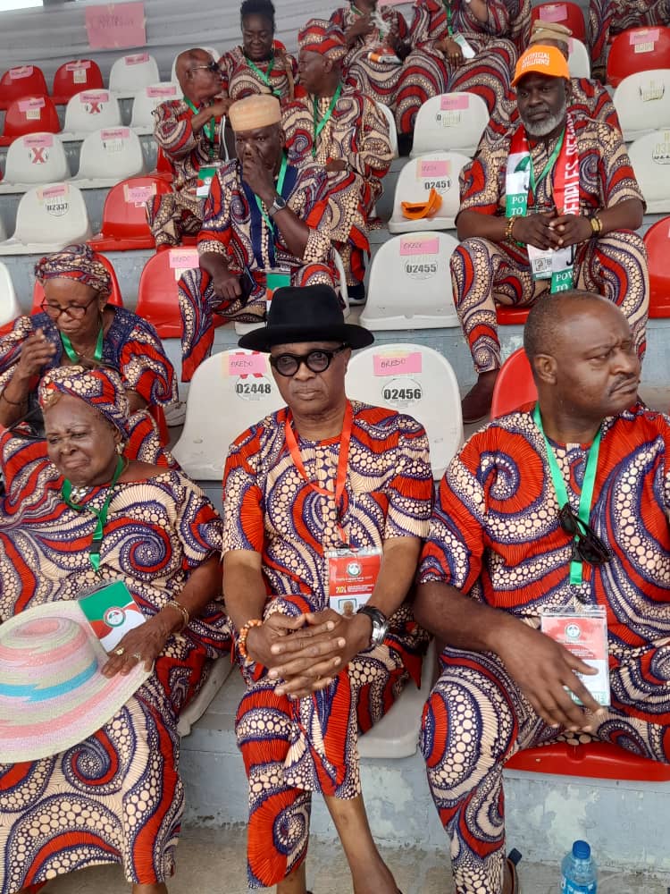 SWAtiku2023's tweet image. Guests arriving the Tennis Court of Samuel Ogbemudia Stadium, Benin City, the venue of the PDP gubernatorial primaries.

#SupportPDP 
#EdoDecides2024