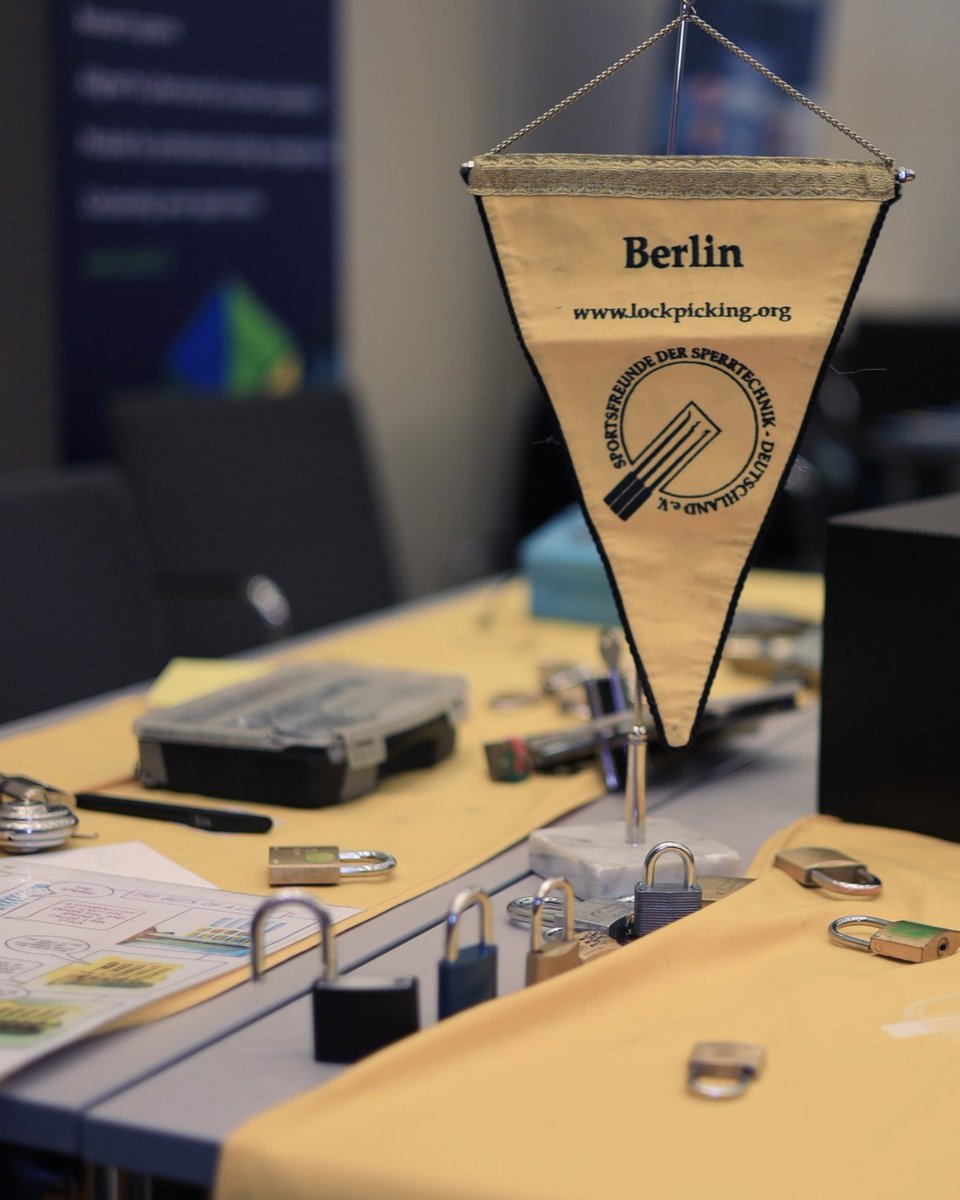 nullcon's tweet photo. Having the ability to pick a lock can make all the difference π
@SSDeV_SG_Berlin will be at #NullconBerlin2024 displaying quick, fun, and non-destructive techniques to save you from stressful situations
Register Now: https://t.co/pL6a3VXjn0
#lockpicking #lockpickingcommunity https://t.co/wEFS704fd3