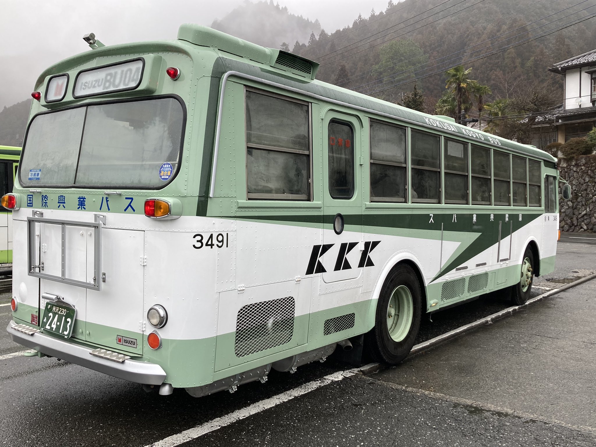 国際興業バス いすゞBU04 ラジコン KKK 赤31 高円寺駅(北口