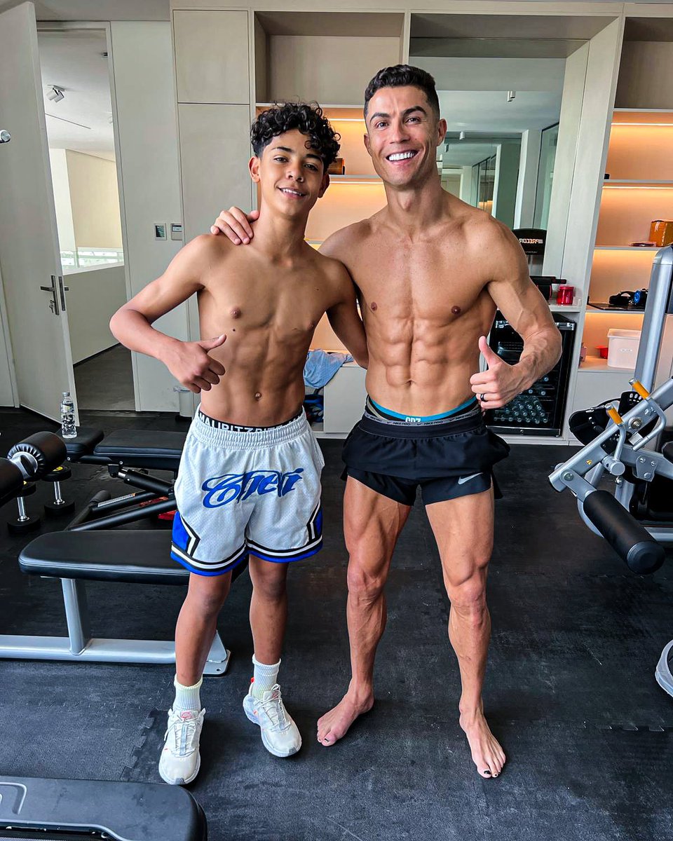 Salikk_07's tweet photo. Future🐐 https://t.co/JuVzzTMO1d