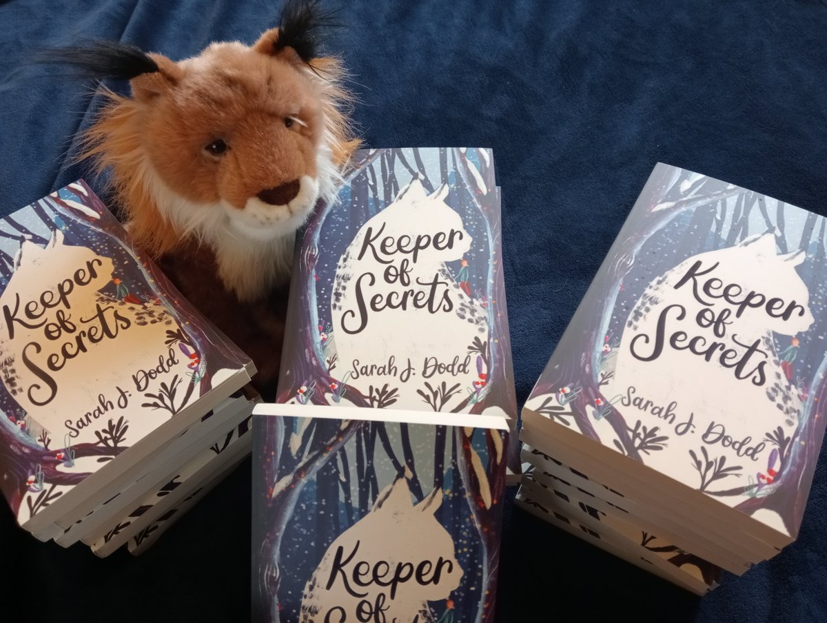 LottaSpots guarding signed books for a school visit tomorrow. The school uses #KeeperofSecrets in Y6 each year to help with their studies on #rewilding so it's a privilege to go in and talk to them about it. @fireflypress @books_north #rewildingbooks #edutwitter #KS2readers