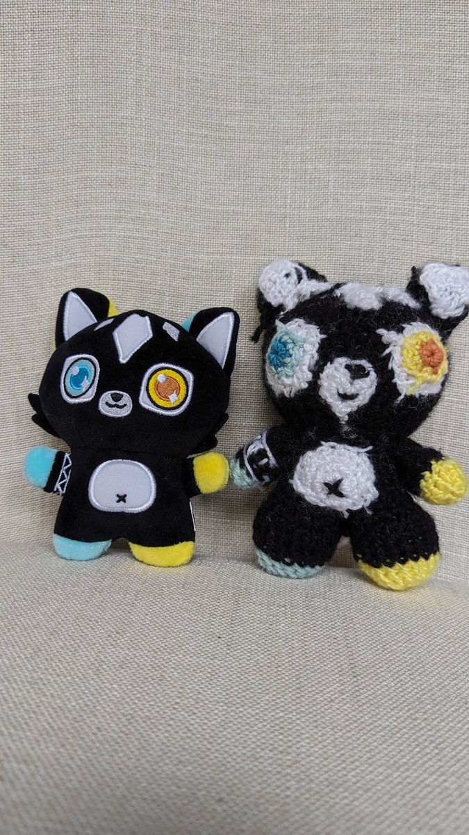 davidworeilly's tweet image. My daughter crocheted a KF Krewbie without a pattern. #krewreacts #kftwt @ItsFunneh @Lunar3clispe @GoldenGlare_ @DraconiteDragon @RainbowsYT