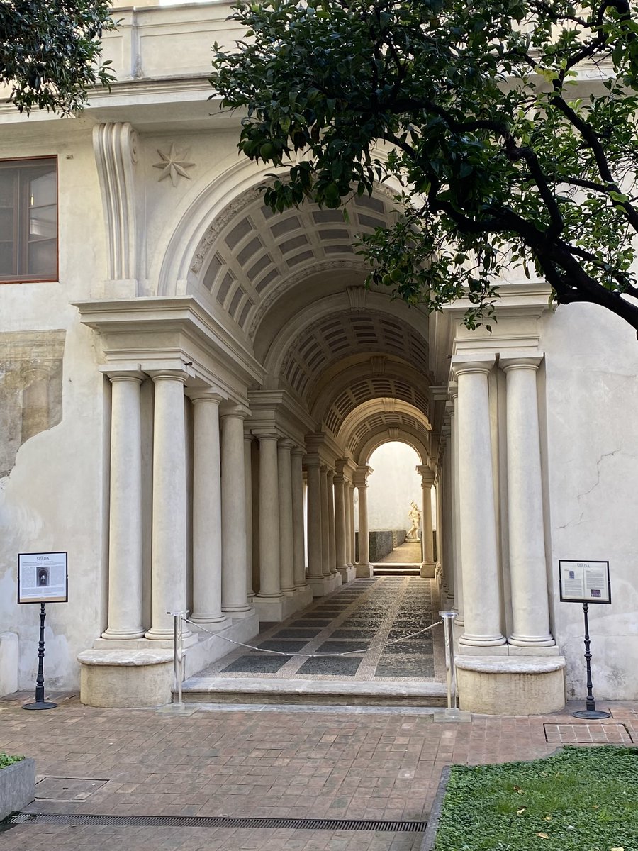 jmde99's tweet photo. BLANCO Borromini https://t.co/cj9Xpj5lSB