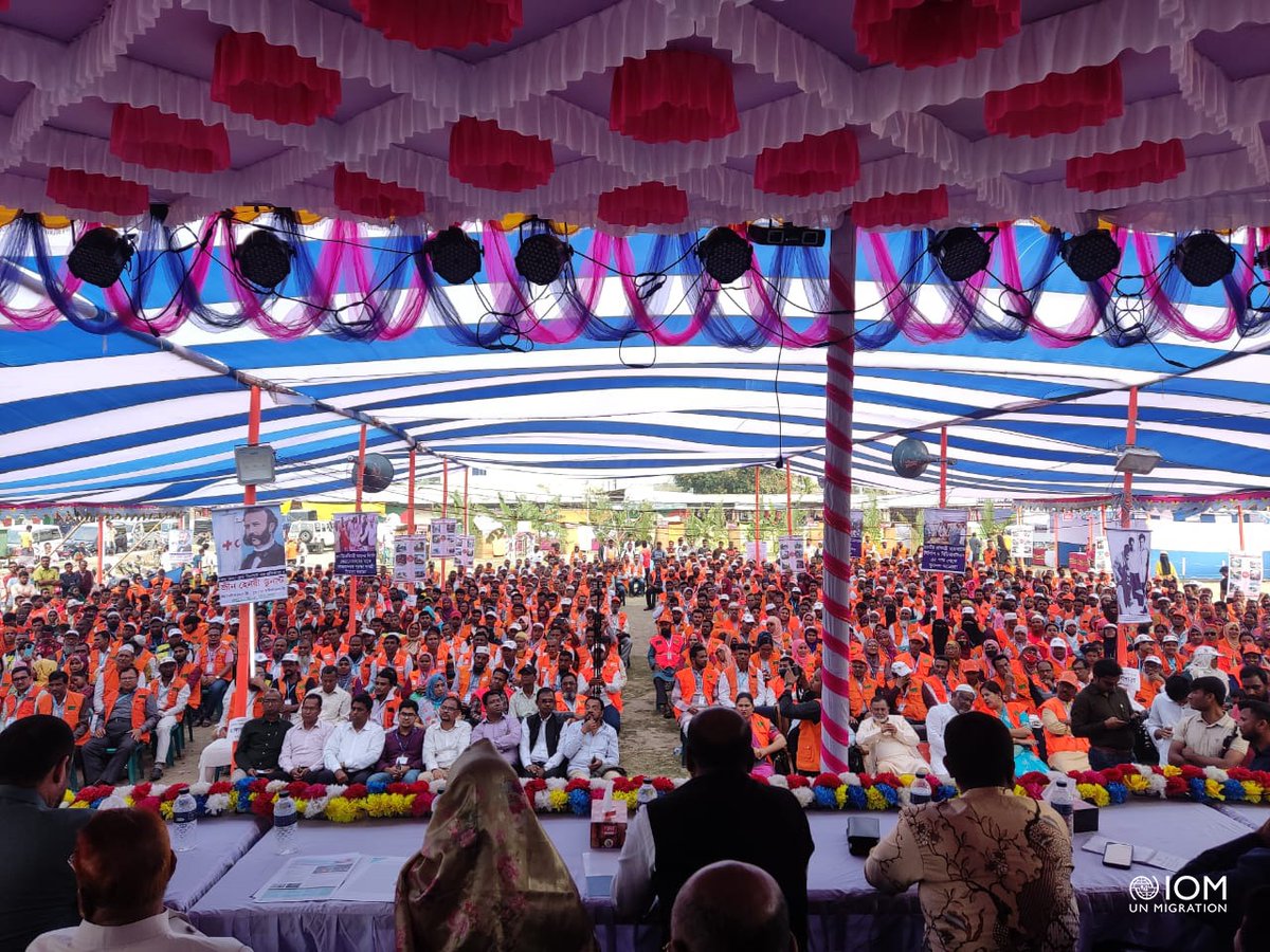 IOMBangladesh's tweet image. 🥁@UNmigration highlighted the use of drones in disaster response with #CPP Volunteers at Kuakata. Event was graced by MoDMR State Minister Mohibbur Rahman, MP & IOM's @AbdusattorEsoev. 🌊🚁
#DisplacementTracking #ShelterManagement #CapacityBuilding