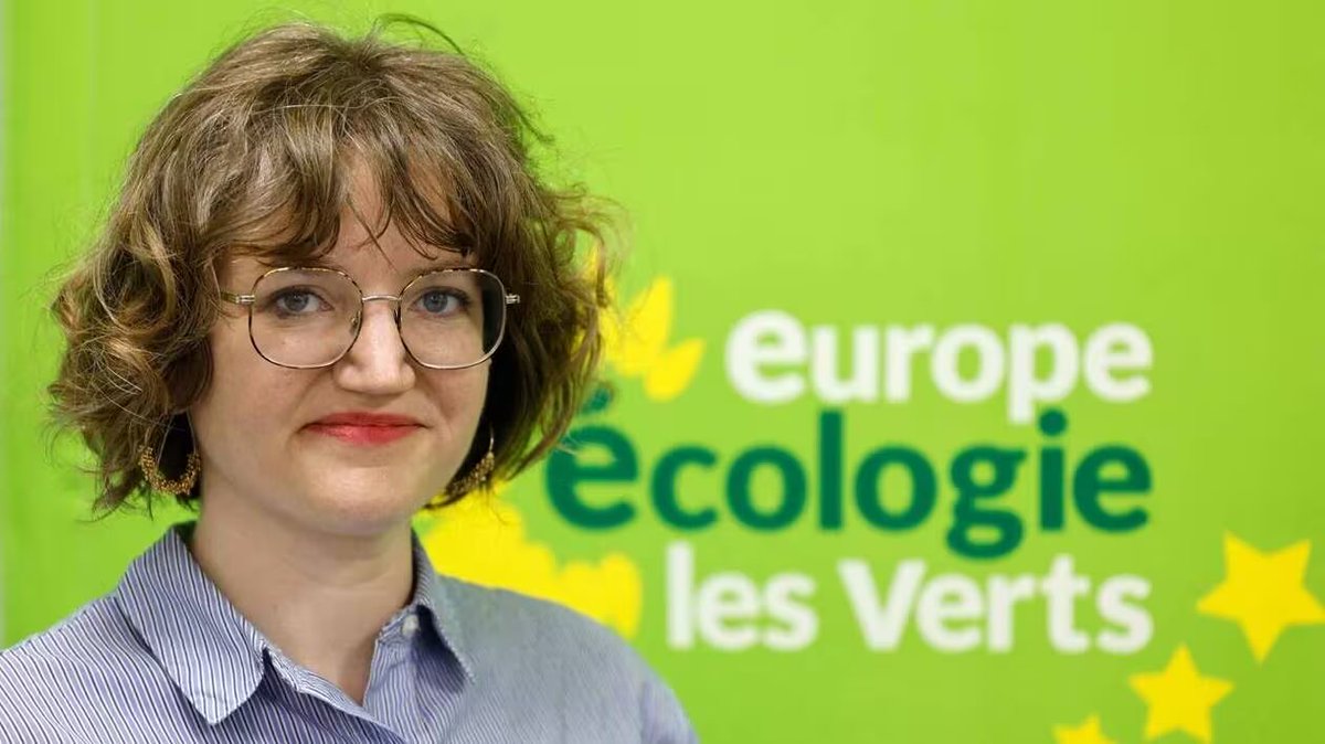 DestinationTele's tweet photo. Le compagnon de la tête de liste EELV aux Européennes Marie Toussaint est Stéphane Pocrain
Condamné pour violences sur son ex-concubine, abandon de famille et ecarté du parti en 2020 pour comportements sexistes
EELV a décidé de faire de «l’ecofeminisme» (sic) un de ses combats https://t.co/uhEQpyEFqk