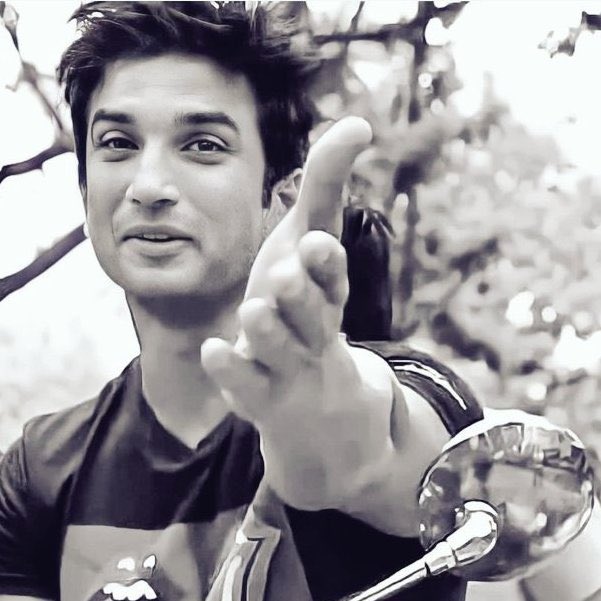 SUMIT_08M's tweet photo. @sbmegha1 @itsSSR सुना गम जुदाई का उठाते हैं लोग
जाने ज़िन्दगी कैसे बिताते हैं लोग
दिन भी यहाँ तो लगे बरस के समान
हमें इतेज़ार कितना ये हम नहीं जानते
मगर जी नहीं सकते तुम्हारे बिना
हमें तुमसे प्यार🩷🥰
#LOVESushant
🦋🦋🦋
#SushantSinghRajput 💫
#2024MoonMission 🌕
My Favourite Song 🎶
Awesome VM❤️ https://t.co/aYC0RWIV9B