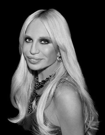 'Fashion is about dreaming and making other people dream.' Happy birthday #DonatellaVersace x Here's to more dreaming!