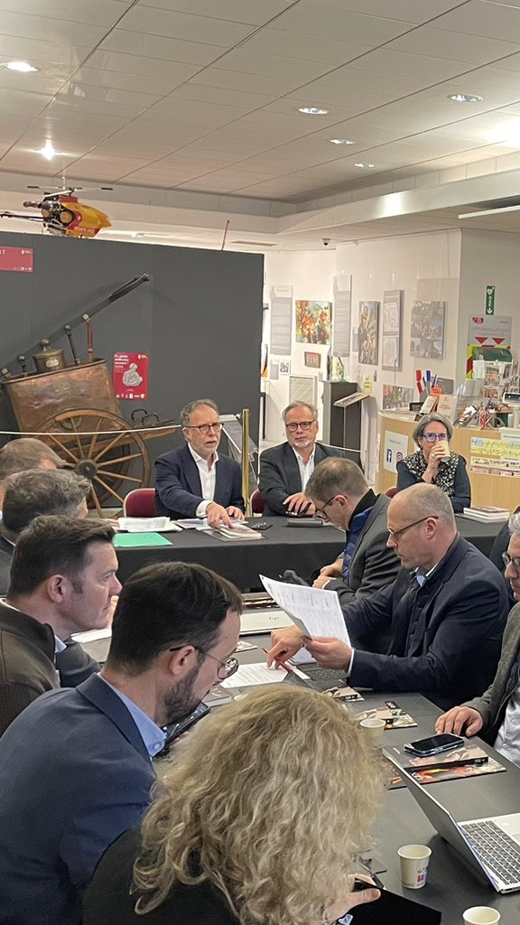 MedefPDL's tweet photo. Tous nos remerciements à @ecolegenie49 qui a permis aussi l’organisation de notre CA au sein même du musée 🙏🇫🇷 cc @Samueltual @MEDEFAnjou @AnthonyBouju https://t.co/bVEKzmjcnB