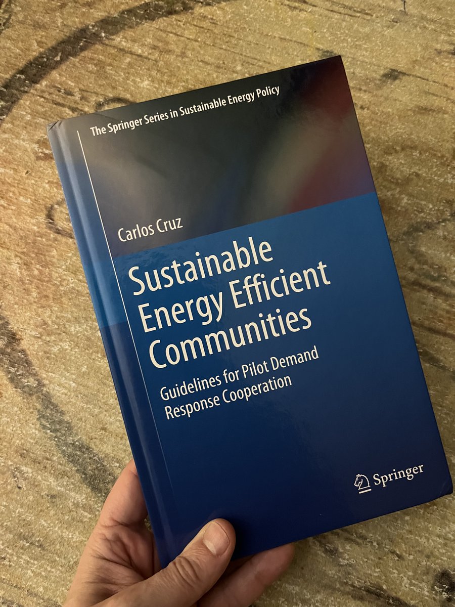 Hoy he recibido mis ejemplares de cortesía del libro Sustainable Energy Efficient Communities: Guidelines for Pilot Demand Response Cooperation publicado en springer.com/series/16126. Gracias a #Geintra, <a href="/UAHes/">Universidad Alcalá</a>, <a href="/eps_uah/">EPS UAH</a> por su apoyo en esta propuesta #iot #smartappliance