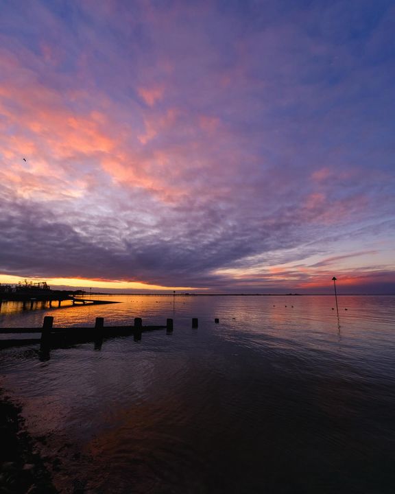FriendsSouthend's tweet photo. Southend on Sea 🌅 by Steve Harper https://t.co/p5mVYuhaKC