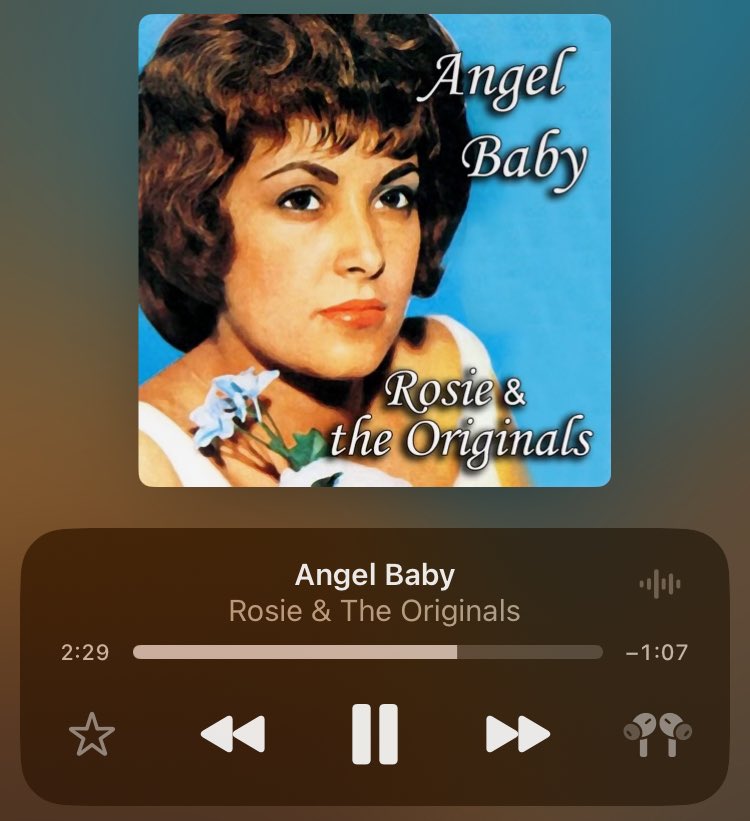 ajo__91's tweet image. I can’t still picture my Grammie, hugging me from behind, as we sway to this song.  😭😭 #hbd #happybirthdaytome #twotwentytwo