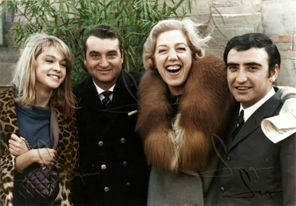 Barcelona, anys 60.  Marisol, Rudi Ventura, Mari Santpere i Peret. 

📸Horacio Seguí