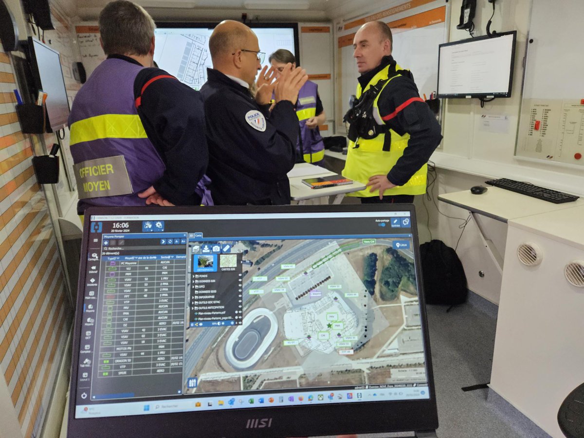 EntenteValabre's tweet photo. Déploiement #CrimsonTactic ➡️Formation @sdis53 et mise en pratique sur exercice #NoVi 🚨 @Prefet53. Deux journées riches en expériences !
@SecCivileFrance @Crimson_csgroup @CozOuest https://t.co/FTXrqoMAip