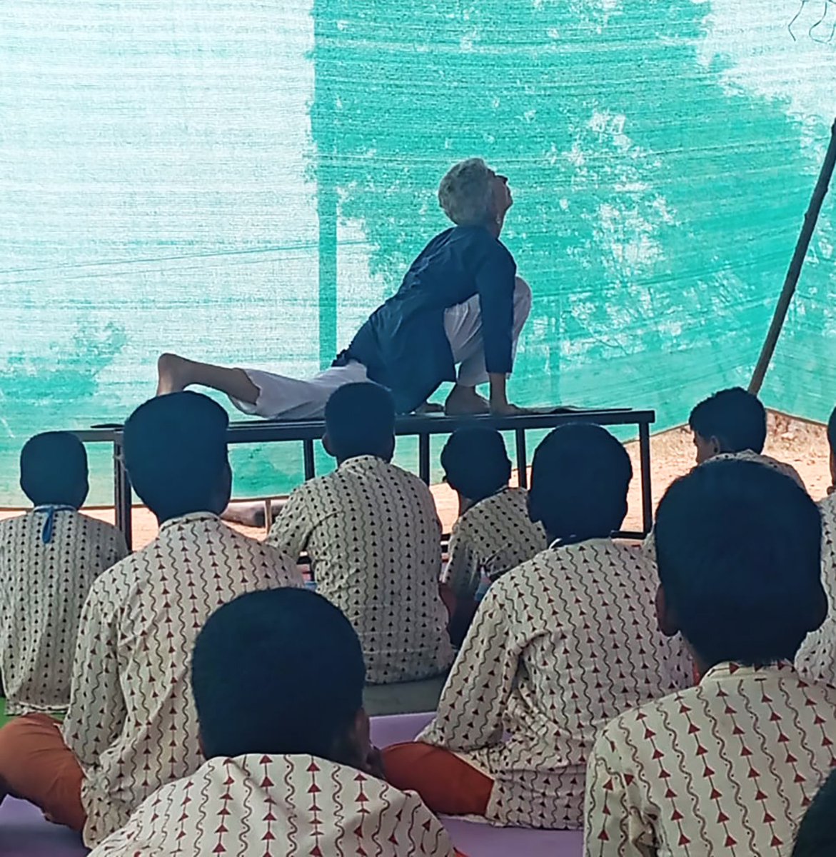 ishavidhya's tweet photo. Yoga Camp
Teachers from Isha Hatha School of Yoga, who conducted a Yoga correction camp for students from classes 4–12, were thrilled with our students’ enthusiasm to improve their Yoga practices. Touched by their joy, eagerness, and warmth, the teachers plan to do this each year https://t.co/SVwn1FKdmd