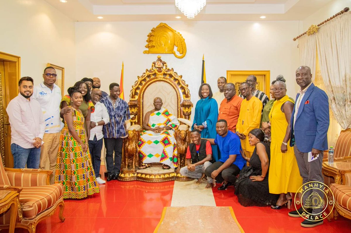tgnghanaonline's tweet image. Gospel singer Diana Antwi Hamilton, husband and team paid a courtesy visit to the Manhyia Palace, seeking the blessings of Asantehene Otumfuo Nana Osei Tutu II, as she takes the #AwakeExperience to Bantama in Kumasi on Sunday, February 25.

#TGNEntertainmentNewsGH
