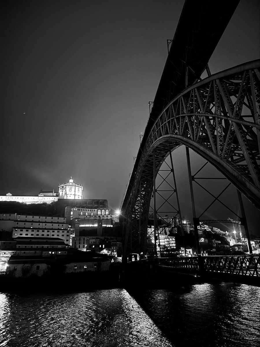 henrywinter's tweet photo. Early-morning run before leaving Porto. Frustrating night for #AFC, still lack a serial finisher, still not convinced by Havertz but not a bridge too far. Rice, Saka, Odegaard and Martinelli have the ability to turn it round at home on March 12. #FCPARS #UCL https://t.co/UN4lNmAkHQ
