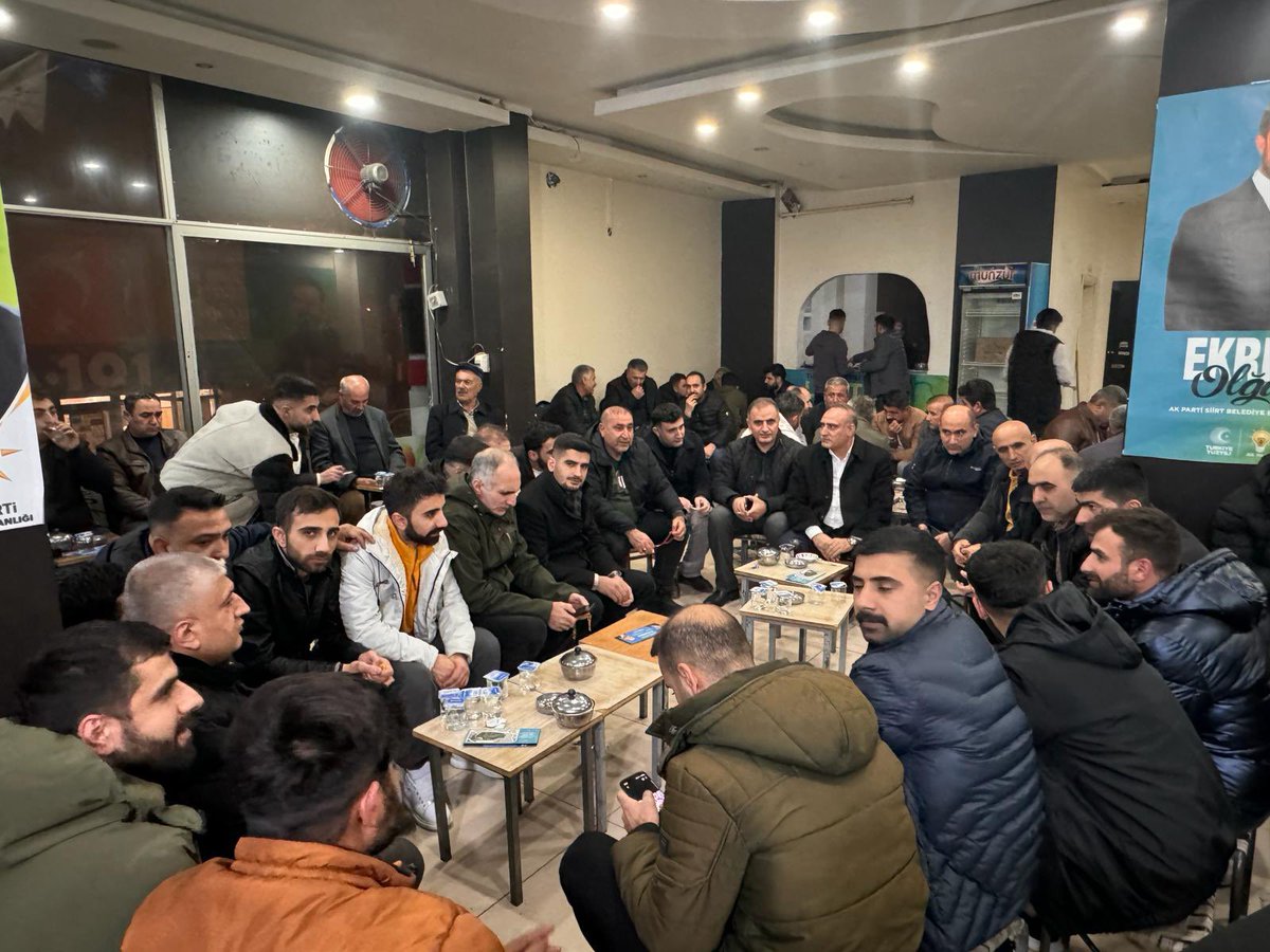 Ak parti Kuruluşundan bu yana İLBAŞ Ailesi olarak  bu dava uğruna mücadele ettik  hiç bir zaman küsmedik davamıza dün olduğu gibi bugünde İlbaş ailesi <a href="/AvEkremOlgac/">Av.Ekrem OLĞAÇ</a> ‘cın yanında yer alıp  kazanması için canla başla çalışacaz.
 
<a href="/RTErdogan/">Recep Tayyip Erdoğan</a> <a href="/ali_ilbas/">Ali İlbaş</a> <a href="/AvCanerOzturan/">Av. Bahri Caner ÖZTURAN</a> <a href="/mervangul56/">Mervan Gül</a>