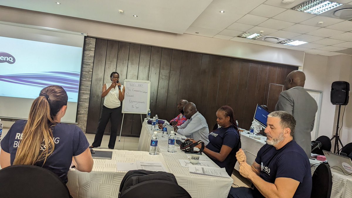 AgovaSV's tweet photo. Our MD #Duniya giving a word of thanks to the BAs for the great work they have done with the #SMEs on the #EDGEproject https://t.co/Sq1EzGl8mn