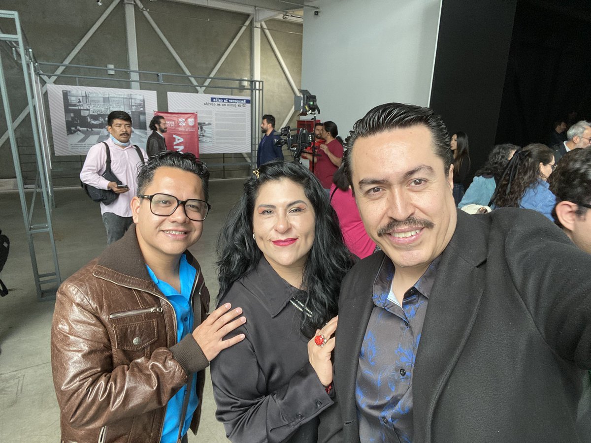 jorgemam's tweet photo. Estuvimos en la presentación del Anuario Estadístico 2023 de la #CFILMA @CFilmaCDMX @guillermo_sp donde se dieron a conocer importantes cifras sobre la filmación en #CDMX
#EnCDMXsíCFILMA https://t.co/o44yUEFjxw